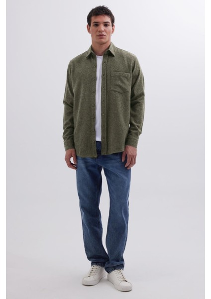Erkek Regular Fit Klasik Kesim Düz Cepli Koyu Haki Oduncu Gömlek fırsatları