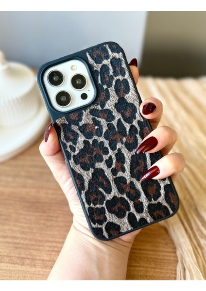 IPHONE 16 Promax Tüylü Leopar Desenli Yumuşak Dokulu Siyah Kılıf