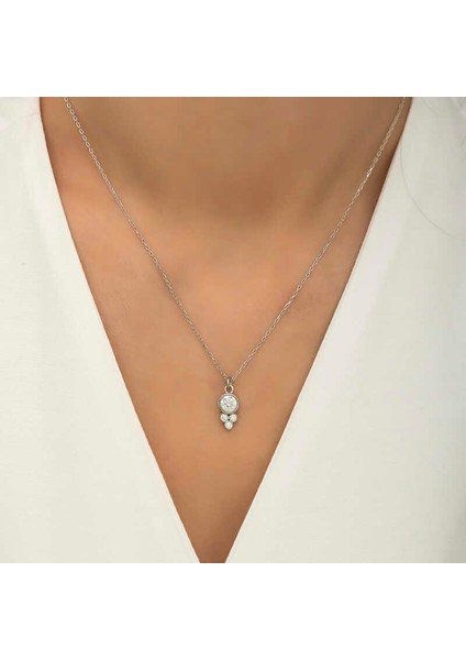 925 Ayar Gümüş Çiğ Damlası Yuvarlak Tektaş Bayan Gümüş Kolye T5973 (292292) fırsatları