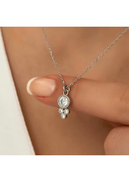 925 Ayar Gümüş Çiğ Damlası Yuvarlak Tektaş Bayan Gümüş Kolye T5973 (292292) indirimleri