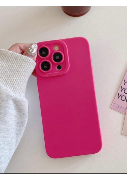 IPHONE 14 Pro Max Düz Silikon Fuşya Kılıf