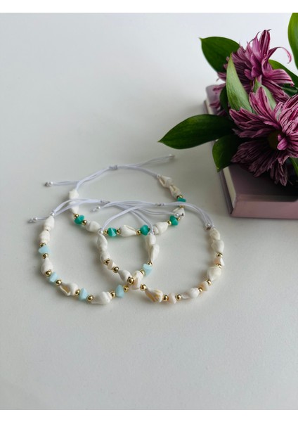 Deniz Kabuklu Kristal Taşlı Makrome Bileklik fırsatları