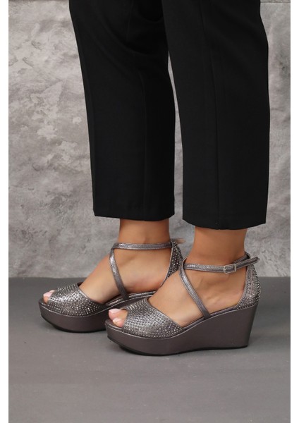 Dolgu Topuk Ayakkabı