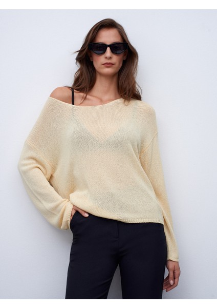 10706 Oval Yaka Dökümlü Kazak-Açık Sarı modelleri