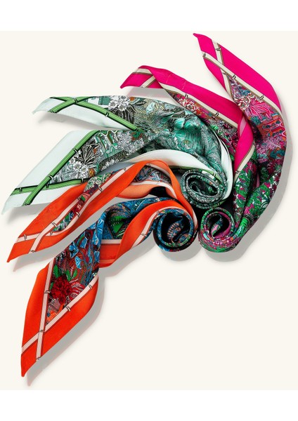 Orman Desenli Üçgen Fuşya Fular fırsatları