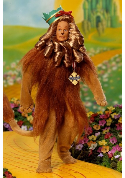Wizard Of Oz™ Cowardly Lion 25814 1999 (Oz Büyücüsü™ Filmindeki Korkak Aslan™ Rolündeki Ken®) fiyatları
