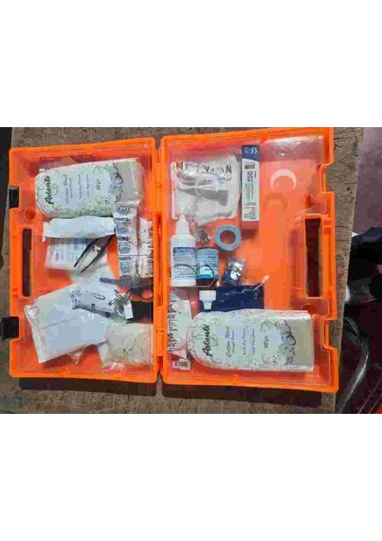 PLS. İŞYERİ İLKYARDIM SETİ EKO DUVARA MONTE EDİLEBİLİR HIRDAVAT GZD111113