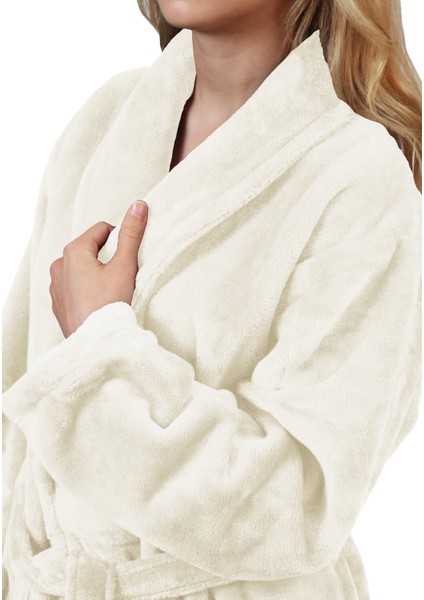 Kişiye Özel 1 Adet Harf Nakışlı Yumuşak Dokulu Polar Sabahlık, Diz Üstü