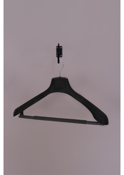 Siyah Geniş Elbise Askısı modelleri