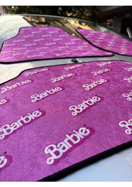 Lüx Oto Halı Paspas Desenli Yıkanabilir Universal (Her Araca Uyumlu)(Barbie Yazı) fiyatları