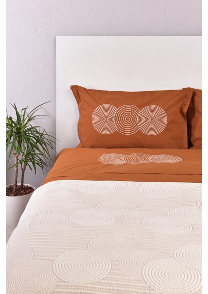 Dairesel Işlemeli Çift Kişilik Yatak Örtülü Nevresim Takımı Taba %100 Pamuk