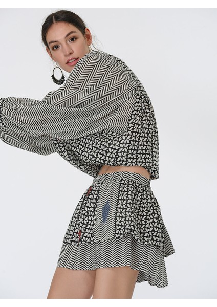 Desenli Renkli Mini Etek Standart Renk Y1965101_089 modelleri