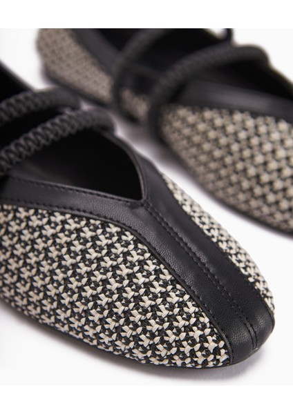 Gwen Siyah Lastik Detaylı Kadın Babet modelleri