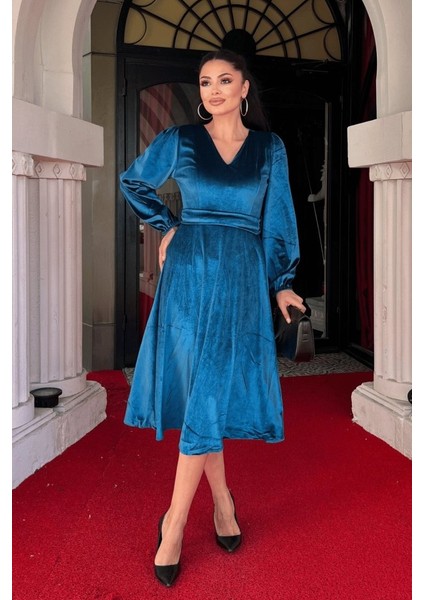 Kadın Uzun Kollu V Yaka Kuşak Dahil Kadife Kumaş Midi Boy Elbise fırsatları