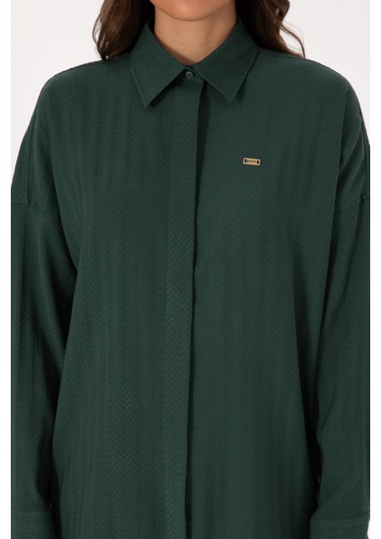 Kadın Koyu Yeşil Gömlek Desenli 50316422-VR079