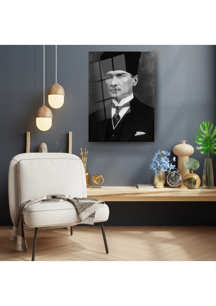 Gazi Mustafa Kemal Atatürk Resmi Portre Siyah Beyaz Dekoratif Cam Tablo fiyatları