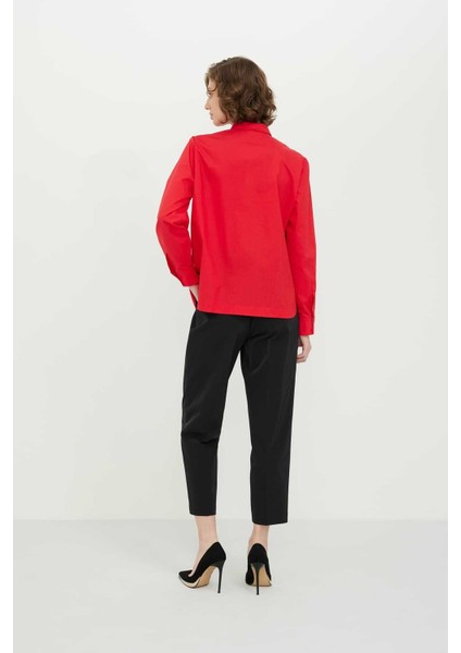 Yakası Fiyonklu Kadın Gömlek Kırmızı K2313561_006