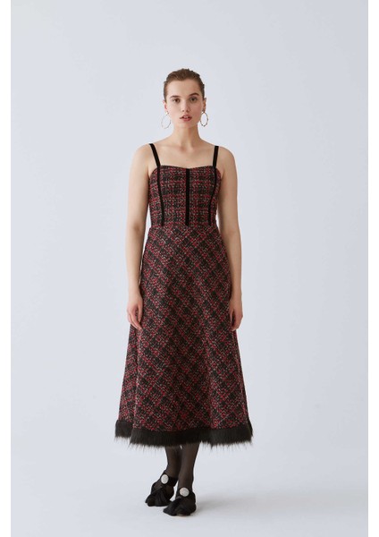 Askılı Tüy Detaylı Uzun Elbise Standart Renk K2011064_089