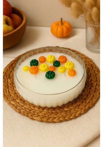 Likya Candle Sonbahar Balkabağı Temalı Büyük Yasemin Kokulu Mum – El Yapımı, Dekoratif Cam Kap | 2fitilli