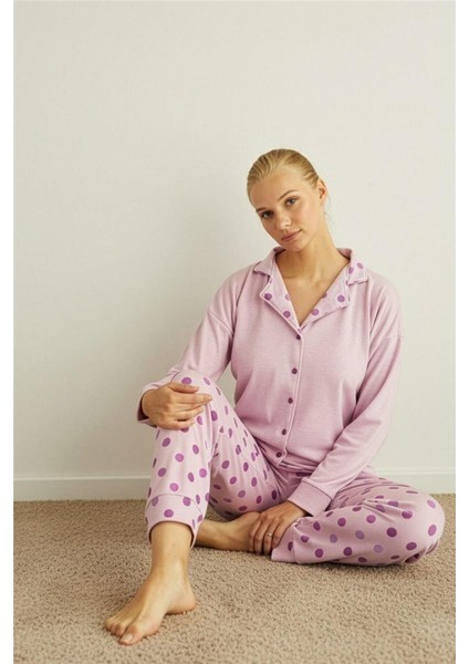 Toz Pembe Puan Desenli Termal Önden Düğmeli Uzun Kollu Kadın Pijama Takımı modelleri