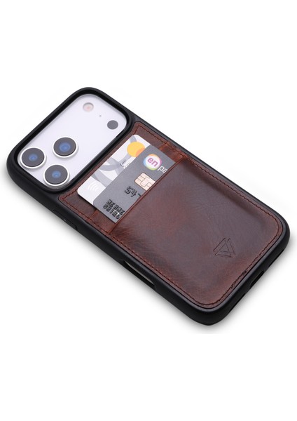 Back Cover C.c iPhone 17 Pro modelleri