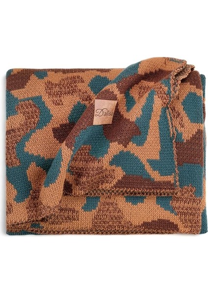 Kamuflaj Desen Örgü Battaniye – Akrilik, Dayanıklı, Doğada ve Evde Kullanıma Uygun Kamp Battaniyesi