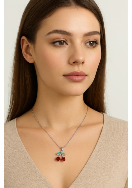 Zarif Kiraz Tasarımlı Çelik Kolye – Taşlı ve Şık Hediye Seçeneği