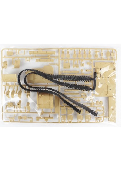 13237 1/35 Ölçek, M2 Bradley Amerikan Zırhlı Personel Taşıyıcı, Plastik Model kiti