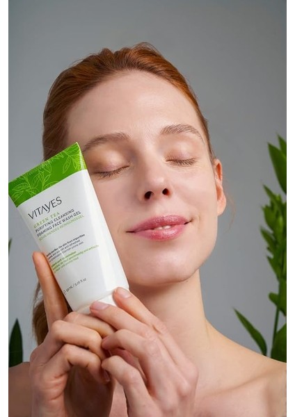 Yüz Temizleme Jeli Akne Siyah Noktaya Yatkın Ciltler Için Yeşil Çay Özlü, 150 ml fırsatları