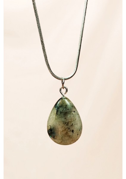 Labradorit Doğal Taşı Zincirli El Yapımı Kolye Uç: 2 cm Zincir: 20 cm Kutulu modelleri