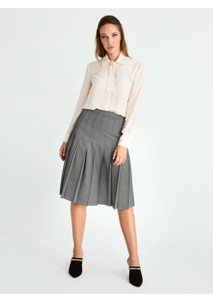 Piliseli Etek Gri K2015017_004 fırsatları