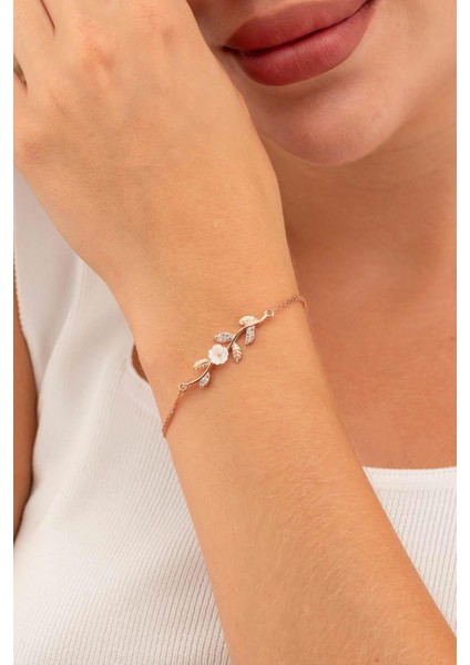 Manolya Çiçeği Kadın Gümüş Bileklik