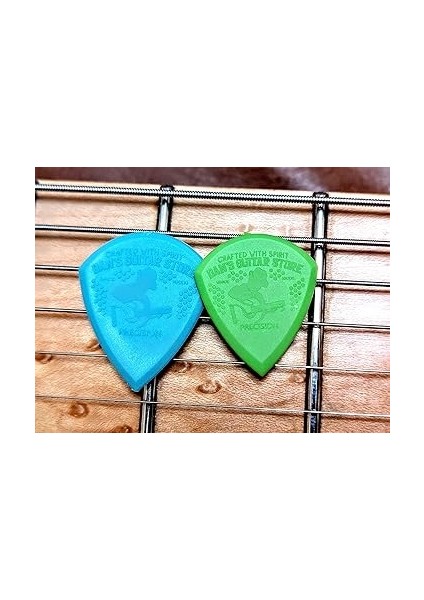 Guitar Store Precision Pick Mını – 10’lu Paket – Store'dan Birinci Sınıf Üstün Kavrama, Ekstra Hassas ve Kolay Görünen Penalar fırsatları