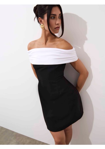 Xio Regular Fit Straplez Yaka Kısa Boy Siyah Renk Elbise fiyatları