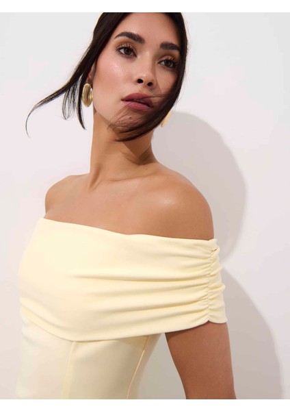 Xio Regular Fit Straplez Yaka Kısa Boy Sarı Renk Elbise