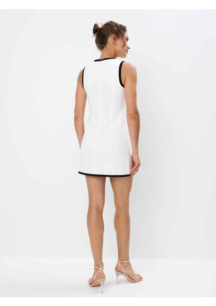 Faylinn Bisiklet Yaka Kısa Kol Regular Fit Beyaz Renk Elbise fırsatları
