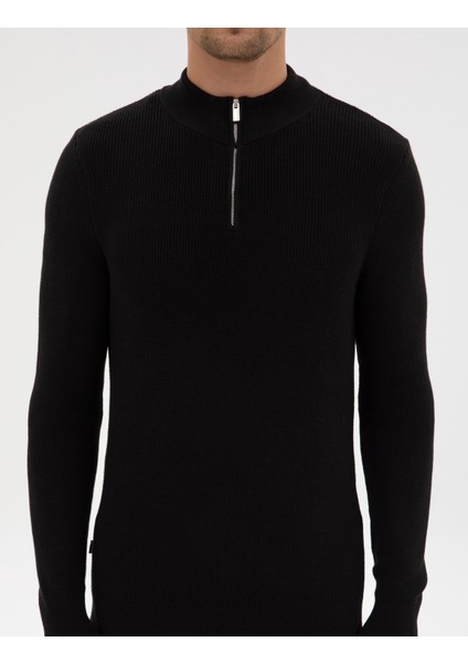 Erkek Siyah Slim Fit Dik Yaka Fermuarlı Triko Kazak 50317363-VR046