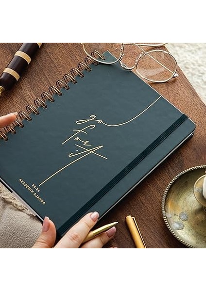 A5 Spiralli 16 Aylık Akademik Ajanda - Koyu Yeşil fiyatları