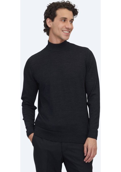 Antrasit Yarım Balıkçı Yaka Jakarlı Yün Karışımlı Triko Kazak