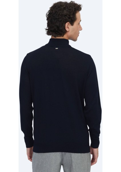 Lacivert Bato Yaka Jakarlı Yün Karışımlı Triko Kazak indirimleri