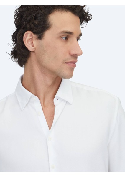 Beyaz Regular Fit Dokuma Casual Gömlek modelleri