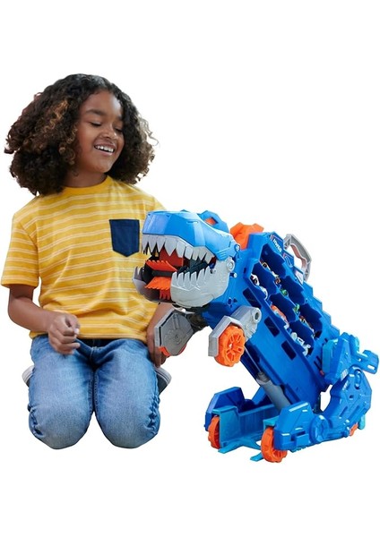 Wheels Şehri Ultimate T-Rex Tır, T-Rex'e Dönüşür, Yarış Pisti Içerir, Işıklı ve Sesli, 20+ 1:64 Ölçekli Araba Için Depolama Alanı, HNG50