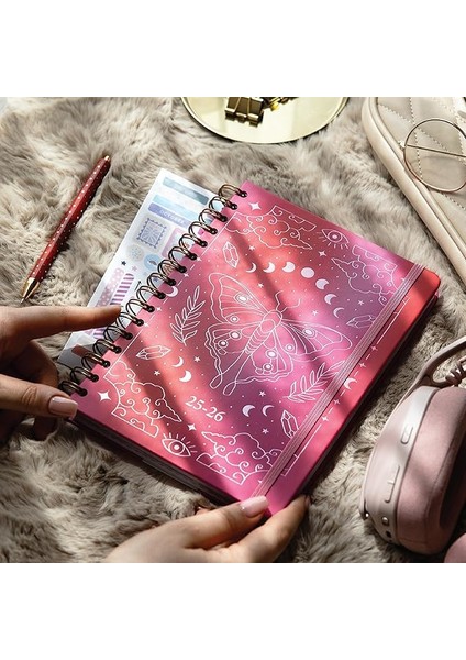 A5 Spiralli Renkli Akademik Ajanda 16 Aylık Motivasyon Sayfalı – Aura Kelebek