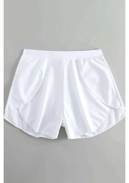 Kadın Beyaz Yırtmaçlı Etek Görünümlü Şık Deniz Şortu modelleri