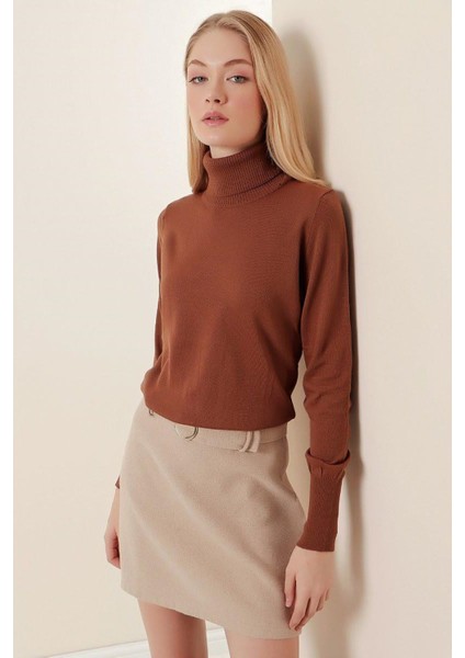 Düz Balıkcı Yaka Bayan Kazak