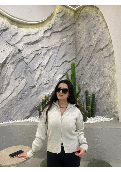 Çift Yönlü Fermuar Detaylı Triko Hırka modelleri