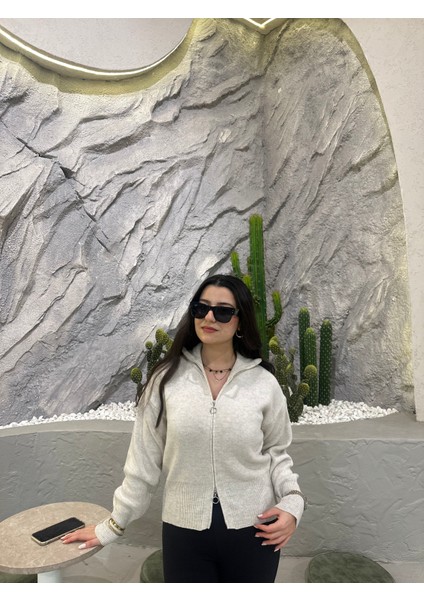 Çift Yönlü Fermuar Detaylı Triko Hırka indirimleri