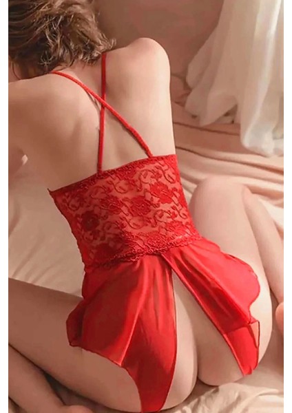 Kadın Kırmızı Özel Bölgesi Açık Dantelli Gecelik fiyatları