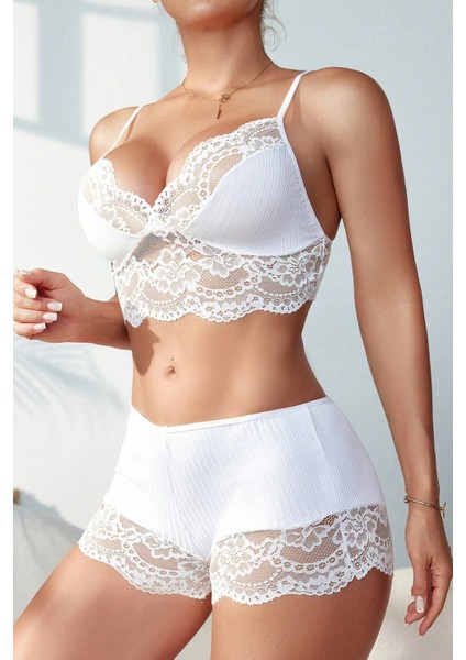 Kadın Beyaz Kaşkorse ve Dantel Detaylı Şortlu Gecelik Takım modelleri