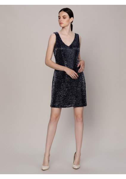 Sırt Detaylı Parlak Gece Elbisesi Lacivert K1961102_015